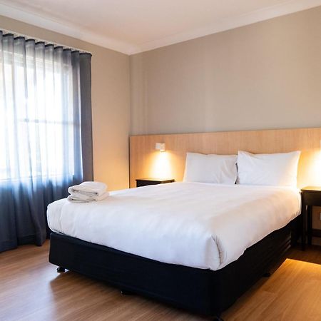 El Toro Motel Warwick Farm Extérieur photo