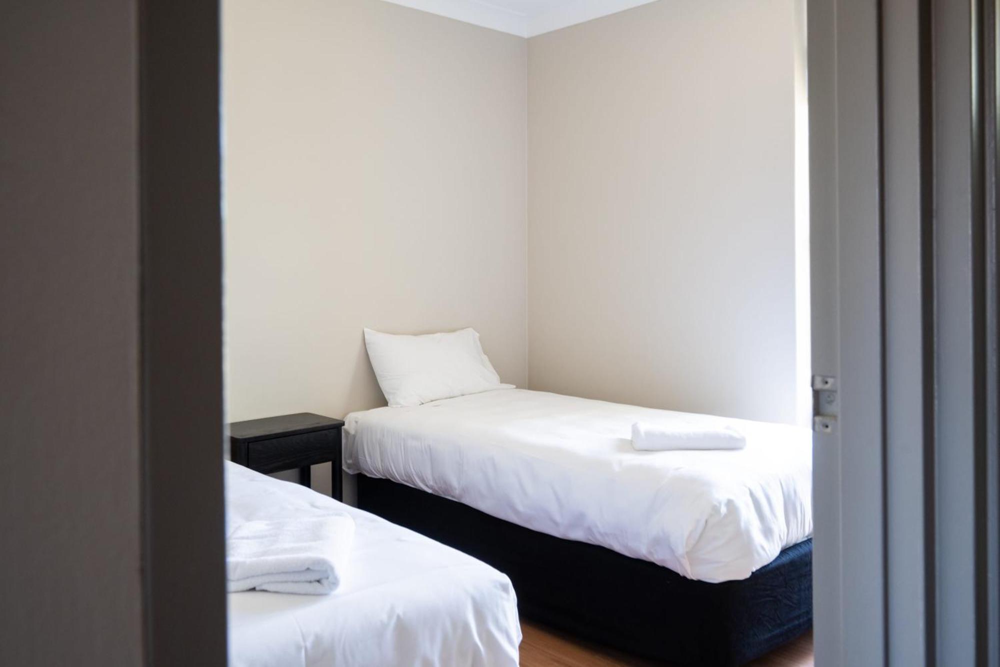 El Toro Motel Warwick Farm Extérieur photo