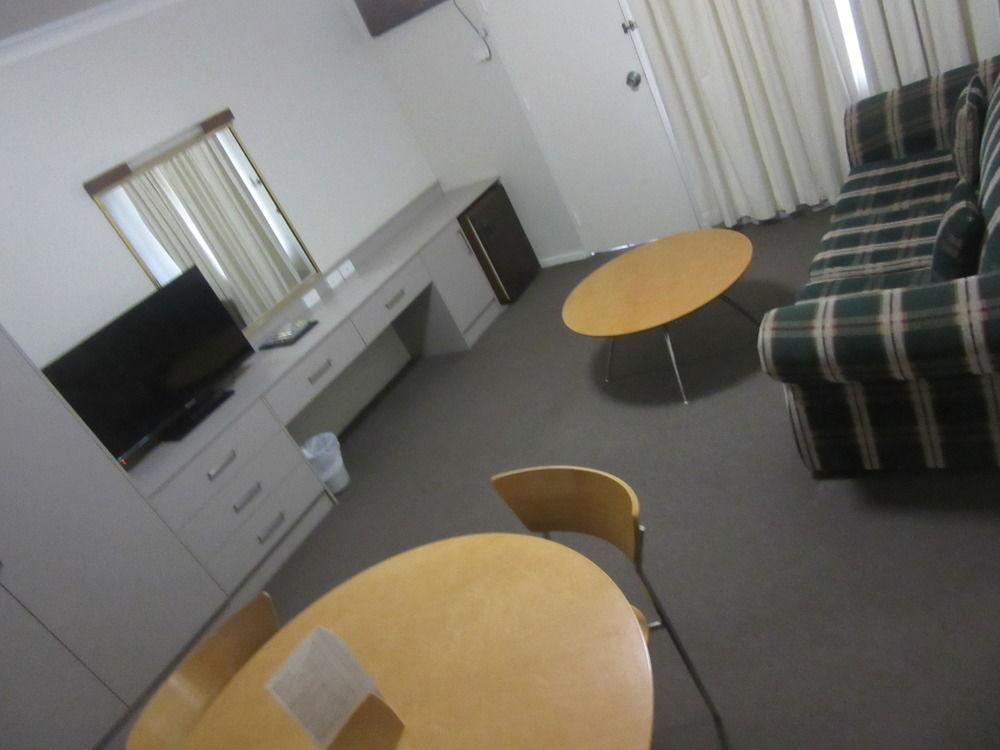 El Toro Motel Warwick Farm Extérieur photo