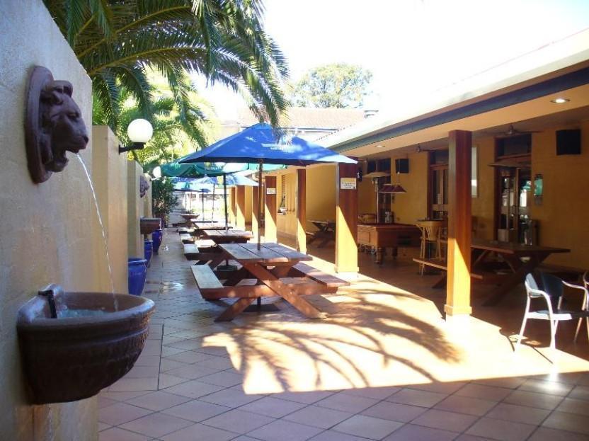 El Toro Motel Warwick Farm Extérieur photo
