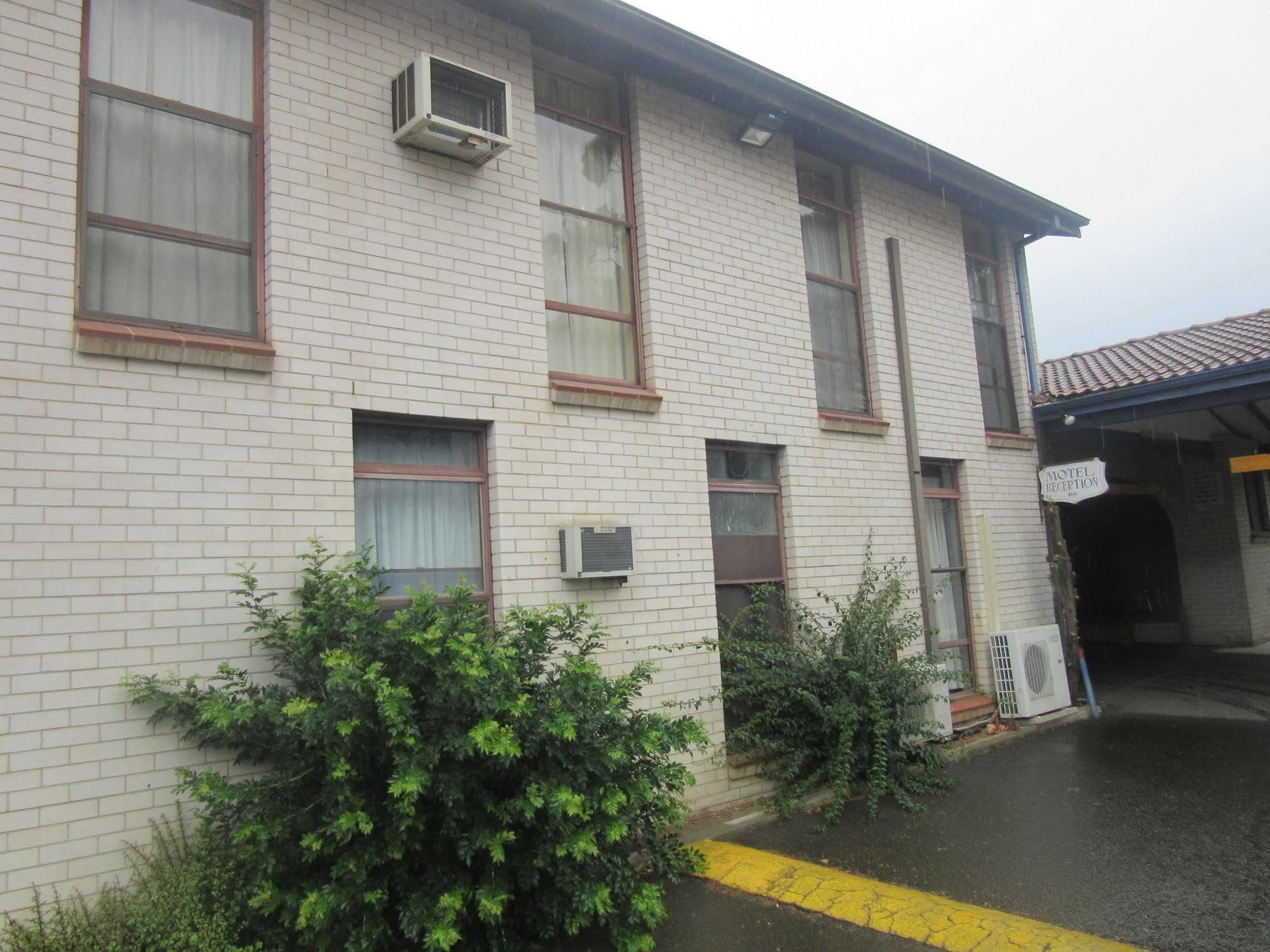 El Toro Motel Warwick Farm Extérieur photo