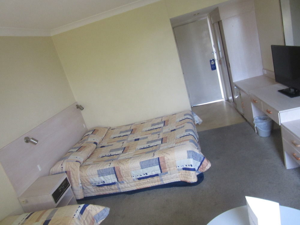 El Toro Motel Warwick Farm Extérieur photo