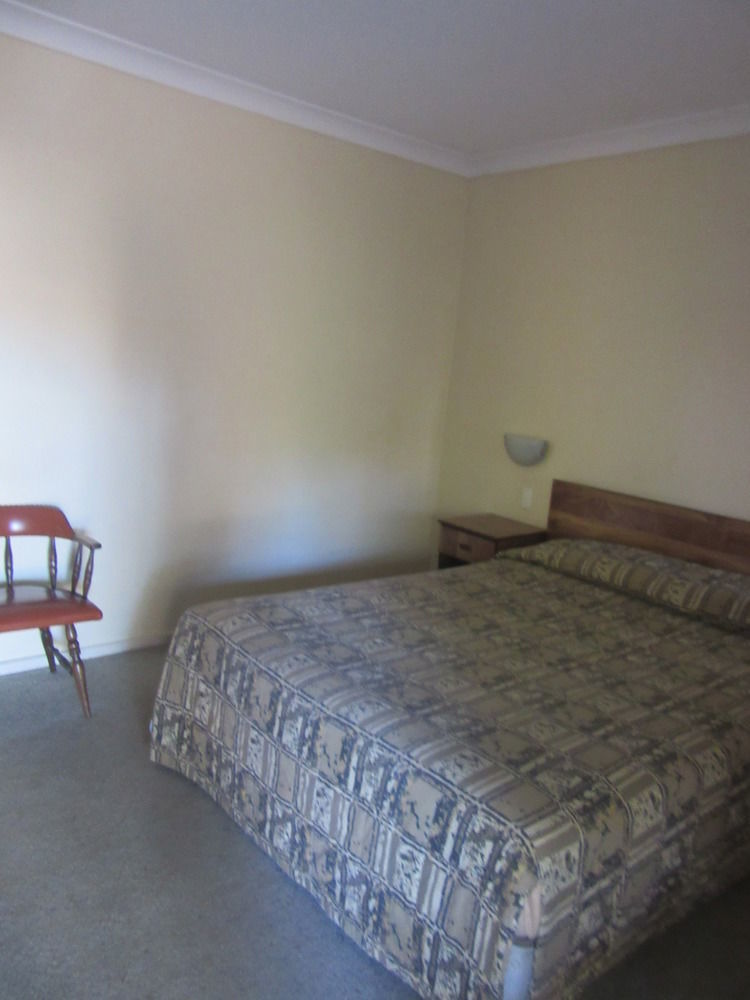 El Toro Motel Warwick Farm Extérieur photo